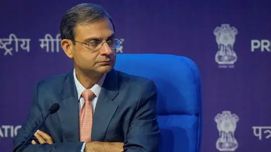 "New Reserve Bank Governor addressing economic challenges, symbolizing leadership in monetary policy and the future direction of India’s financial system."