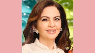 Nita Ambani jewellery admired by Julia Chafe