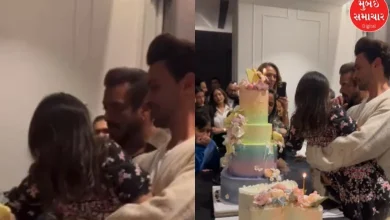 Bhaijaan's pre-birthday party is coming: Who cut the cake with Salman Khan?