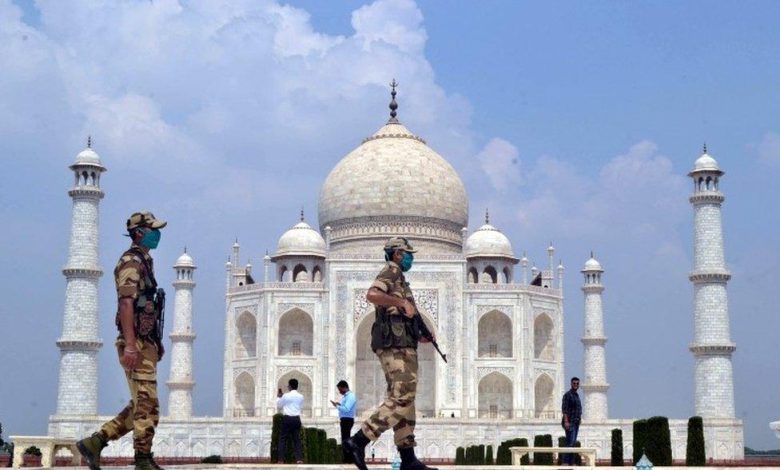 Security forces surrounding the Taj Mahal campus after a bomb threat