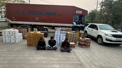 Vadodara: Stones pelted at police who went to seize liquor; Police fired in self-defense