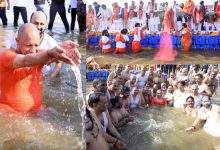 CM yogi with his cabinet takes holy dip in sangam