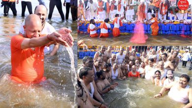 CM yogi with his cabinet takes holy dip in sangam