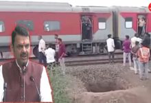 Fadnavis assures hospital readiness for Jalgaon train accident victims