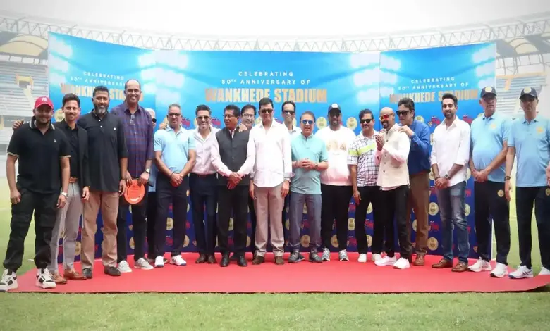 Gavaskar and Kambli felicitated at MCA