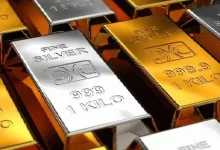 Gold gains Rs. 390 and silver gains Rs. 500