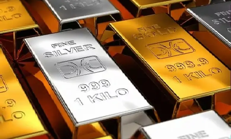 Gold gains Rs. 390 and silver gains Rs. 500