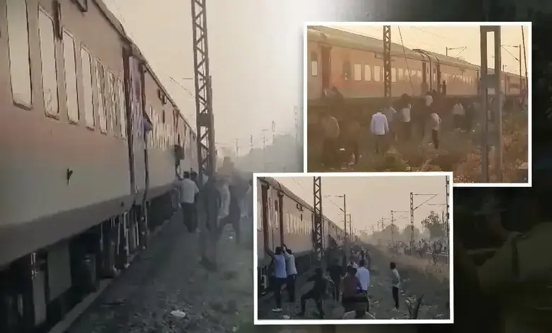 Jalgaon Pushpak Express train accident details