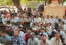 Farmers protesting against new industrial railway line in Gir Somnath district