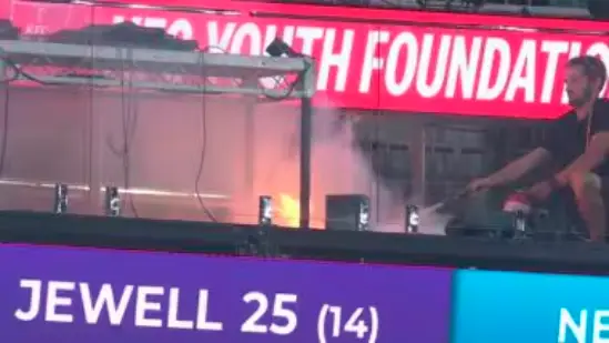 fire breaks out at gabba stadium during big bash league match