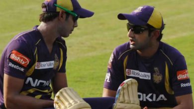 Gautam Gambhir and Manoj Tiwary in a heated argument during a cricket match.