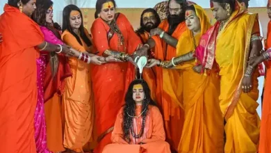 Kinnar Akhara removed Mamta Kulkarni as Mahamandaleshwar