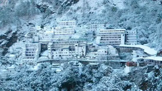 mata vaishno devi temple snowfall