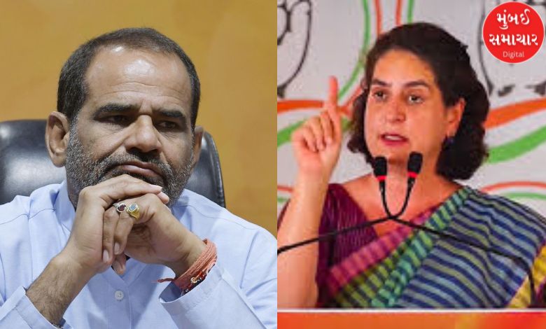 Ramesh Bidhuri addressing media with Priyanka Gandhi in the background