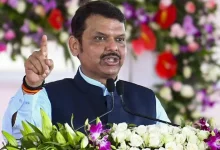 Fadnavis meets Uddhav faction leaders