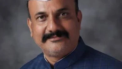 "Congress Slams Maharashtra Govt Over Hindi Introduction"