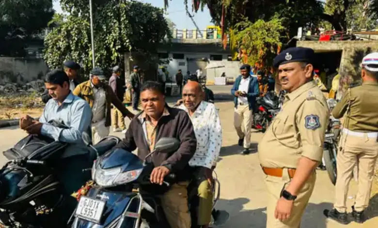 Helmet drive for government officials launched in Gujarat