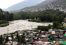 Kullu Flood Heavy rains in Himachal cause flooding many places many highways closed