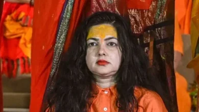 Mamta Kulkarni resigned from the post of Mahamandaleshwar of Kinnar Akhara