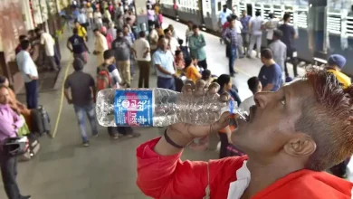 Mumbai local train platforms have no water facility