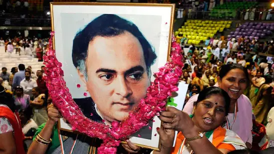 Before Rajiv Gandhi's assassination, his assassins met this former PM and then...