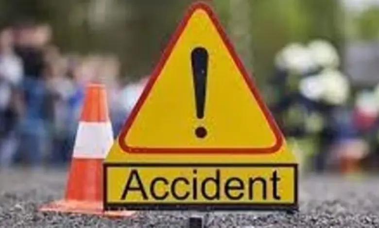 Two cars collide on highway in Beed Three dead