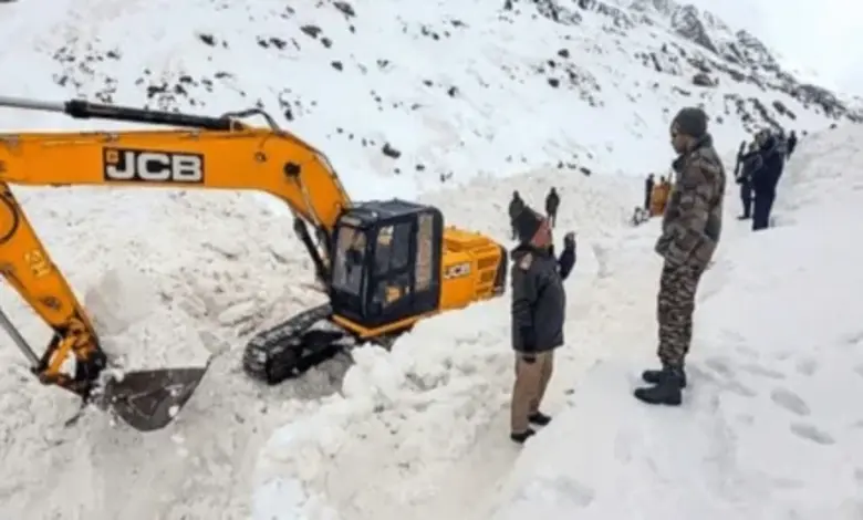 avalanche in Chamoli district of Uttarakhand; 57 workers traped