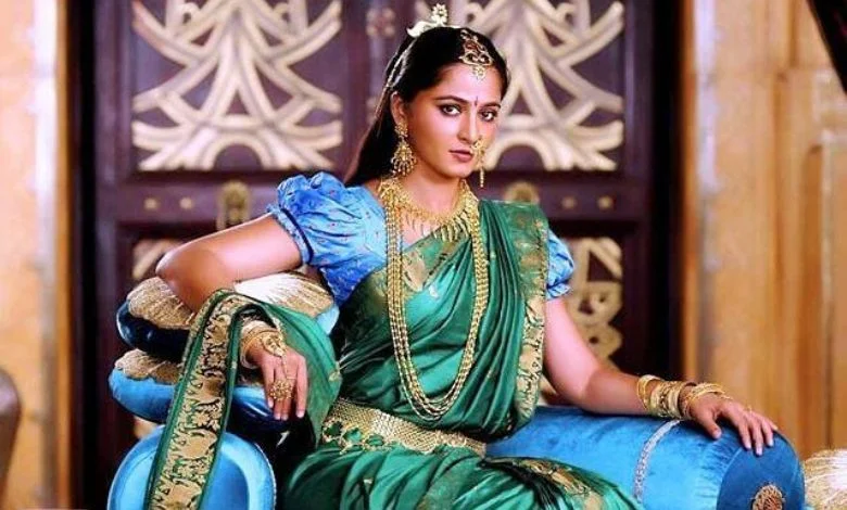 This actress has ruled the hearts of the audience by playing the role of the Queen...