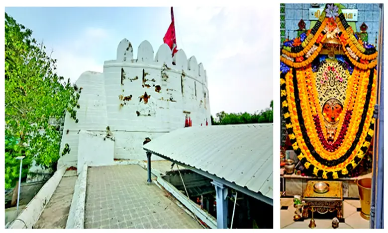 "The majestic Kalika Mataji temple in Patan showcasing its beautiful full facade."