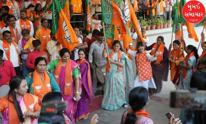 PHOTOS: Female activist celebrates victory by playing Garba in Kamalam