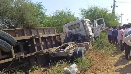 devastating accident occurred between a bus and a truck near Kera village on Mundra Road in Bhuj