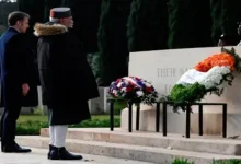 pm modi pays tribute to indian soldiers in marseille