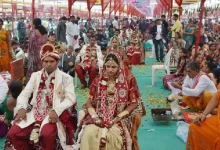 rajkot-samuh-lagan-organizers-abscond-bride-groom-crisis