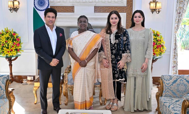 Cricketing deity  Sachin Tendulkar met President Draupadi Murmu successful  the superior  Delhi