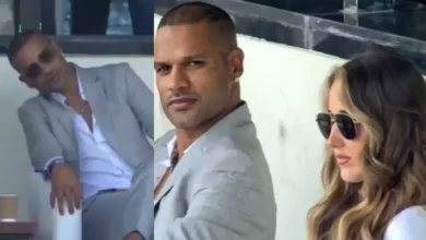 Shikhar Dhawan with rumored girlfriend at Dubai Stadium