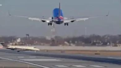 southwest airlines plane forced to abort landing at chicago airport