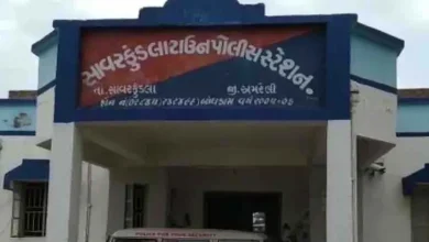 Teacher makes unnatural relation with student in Savarkundla Amreli