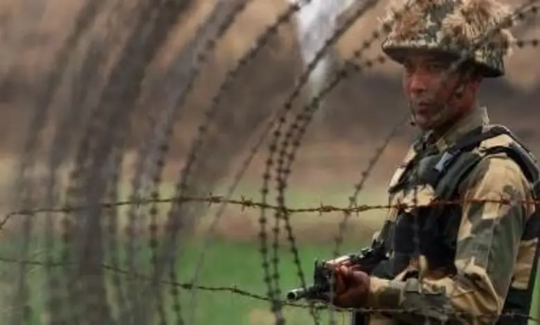 Pakistani teenager caught from Kutch border