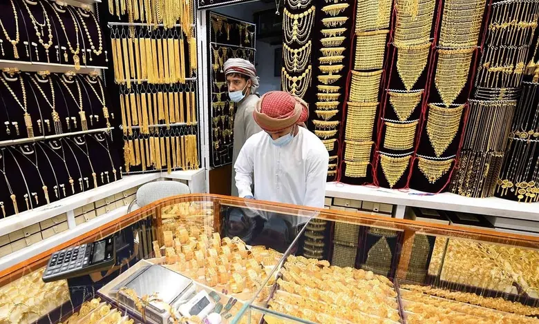 How to bring gold from Dubai to India