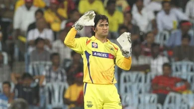 Video: MS Dhoni hits MI bowler with bat! Know what happened in CSK vs MI match