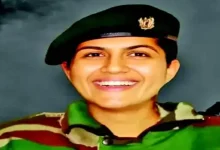 Meet Captain Dr. Sunaina Singh from a small village in Haryana, who has been serving in the army with courage and bravery for the last fifteen years.