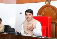 gujarat assembly speaker shankar chaudhary calls for discipline