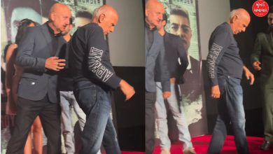 Viral Clash Between Anupam Kher & Mahesh Bhatt