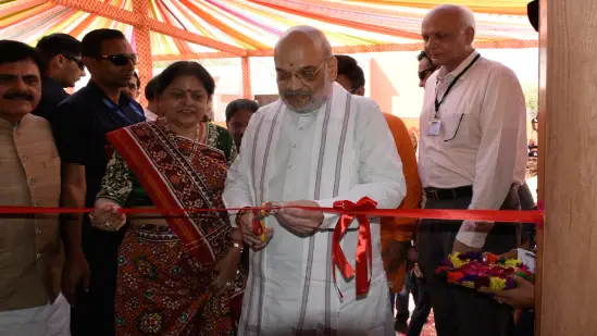 amit shah inaugurates vidya bhavan and sansthanak bhavan