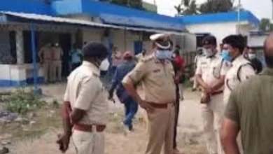 Even the police are not safe in Bihar, a mob killed a policeman to save a criminal