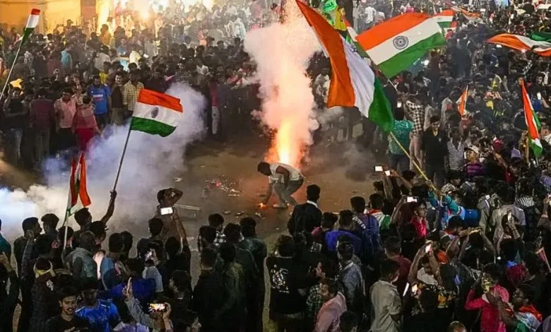 Clashes during Champions Trophy victory celebrations in Dahegam; Two people seriously injured