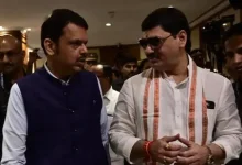 dhananjay munde meets chief minister devendra fadnavis