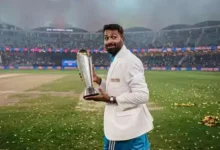 Why does Hardik Pandya do this special thing after winning the trophy? Knowing the reason...