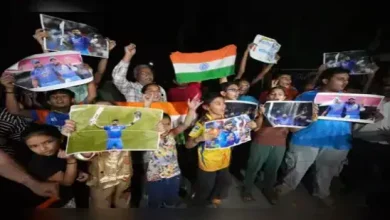 indian team returns with champions trophy