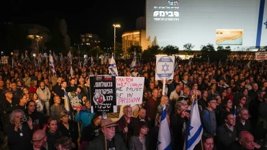 Anger erupts in Israel against Prime Minister Netanyahu; Thousands join protests